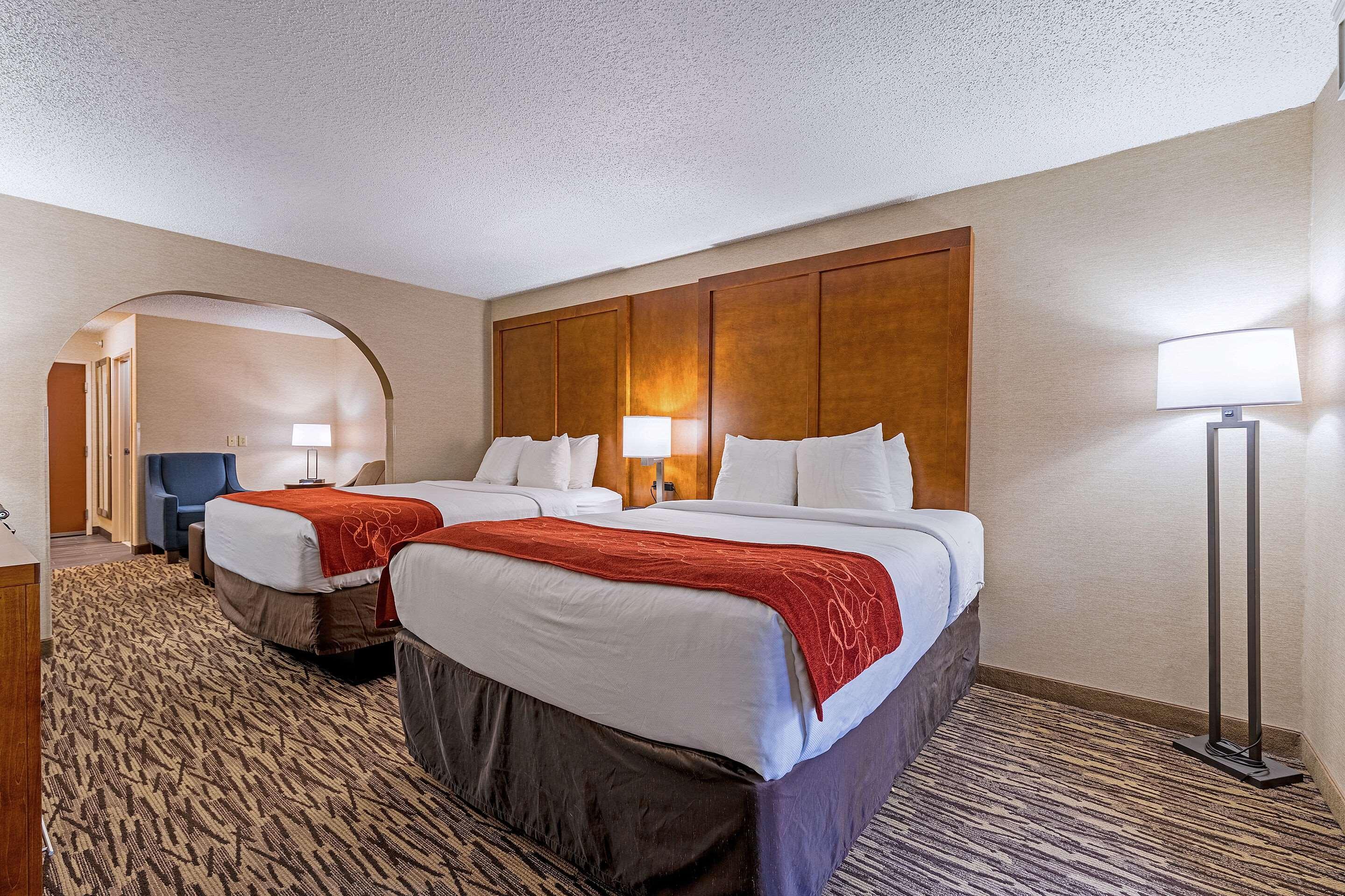 Comfort Suites Golden West On Evergreen Parkway Esterno foto