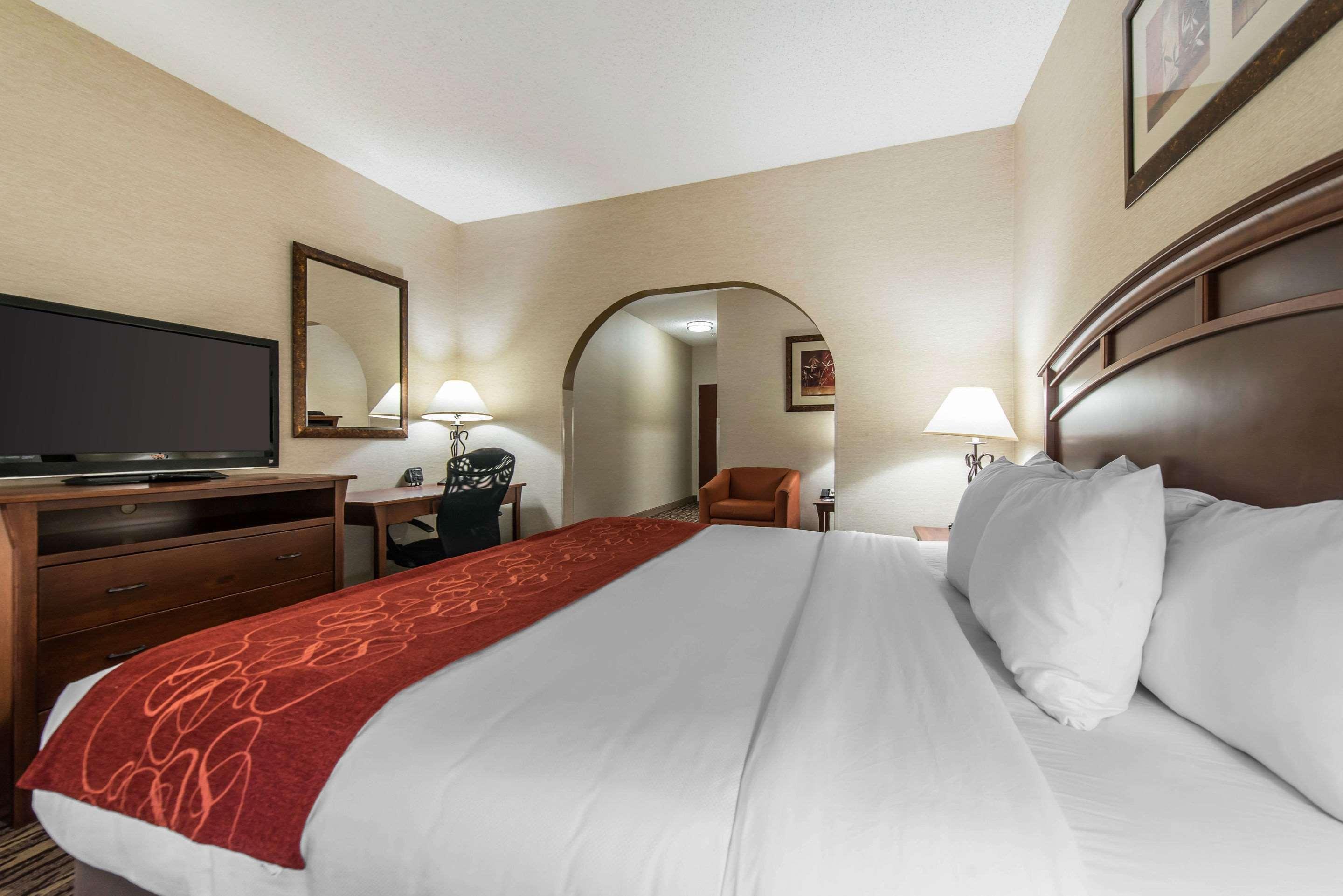 Comfort Suites Golden West On Evergreen Parkway Esterno foto
