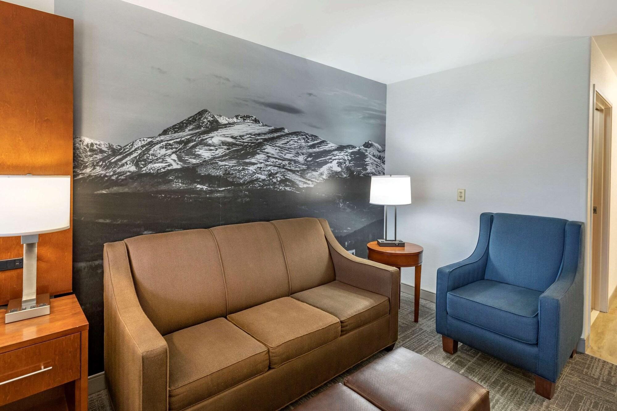 Comfort Suites Golden West On Evergreen Parkway Esterno foto