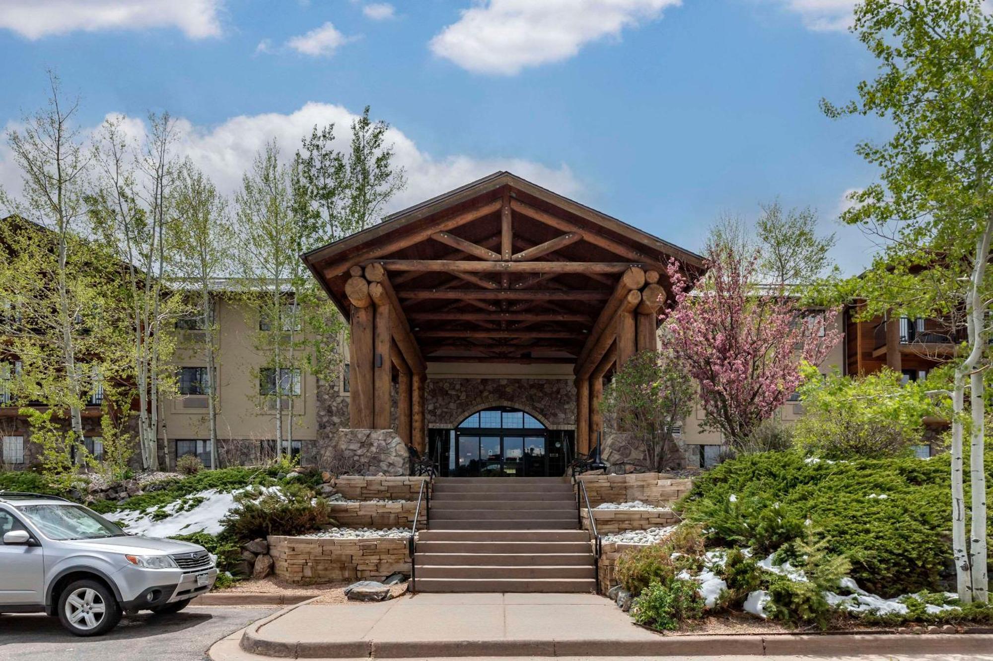 Comfort Suites Golden West On Evergreen Parkway Esterno foto